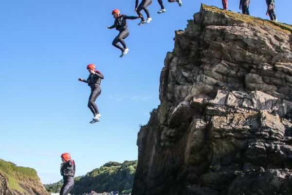 Coasteering Baggy Point, Croyde